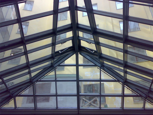 Противопожарный зенитный фонарь